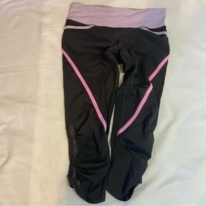 Lululemon Athletica, gray and pink Capri leggings w/ back zipper pocket size 4